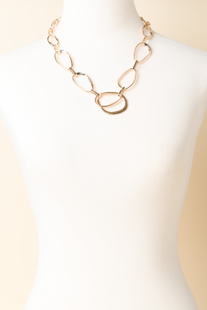 Calissa Gold Oval Link Necklace